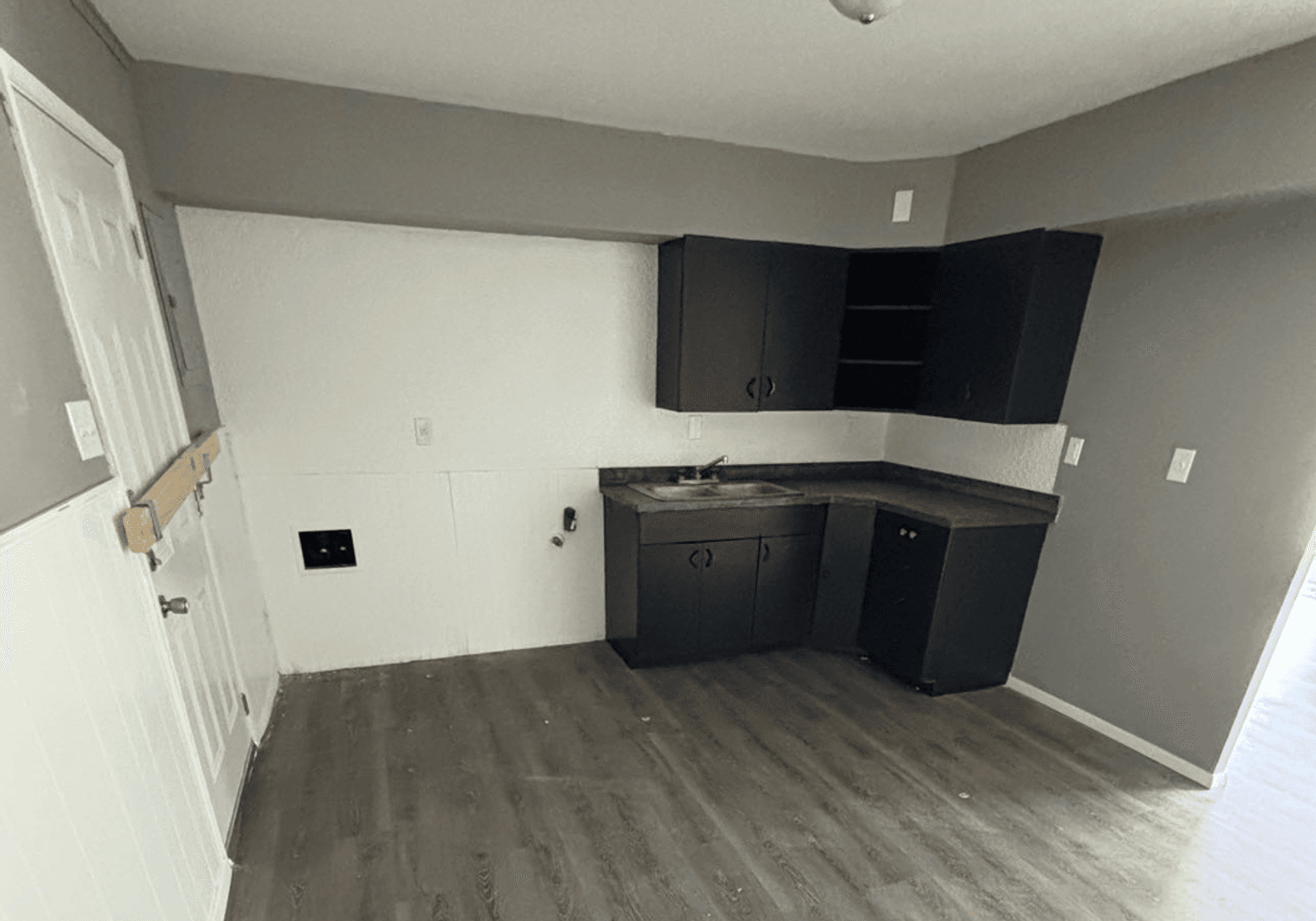 Cahokia House: 16 Westwood