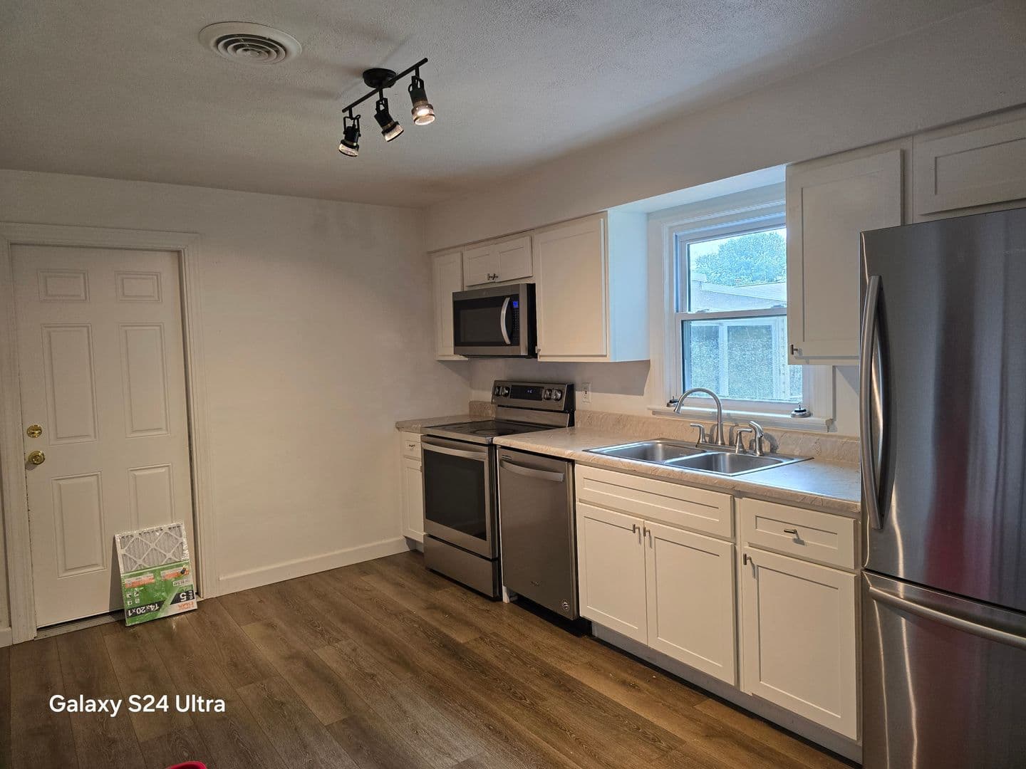 Swansea House: 2101 Caseyville