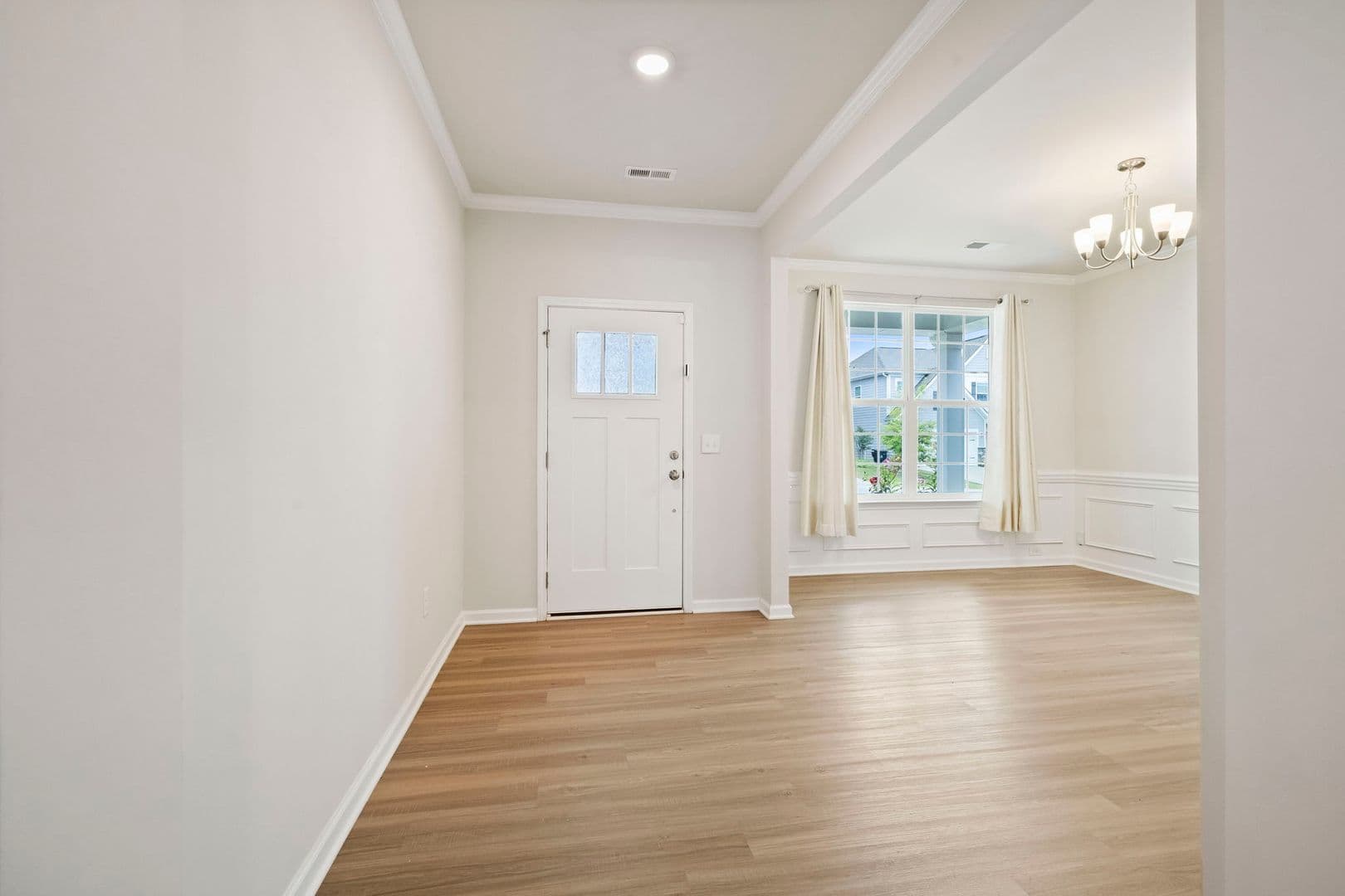 Woodruff House: 114 Magnolia St