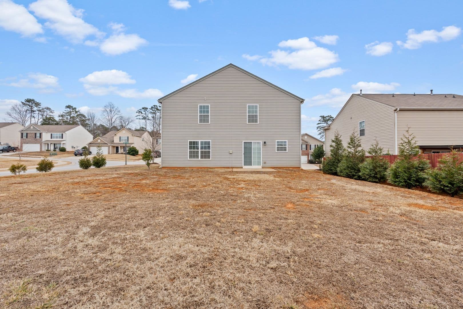 Piedmont House: 200 Willow Grove Way