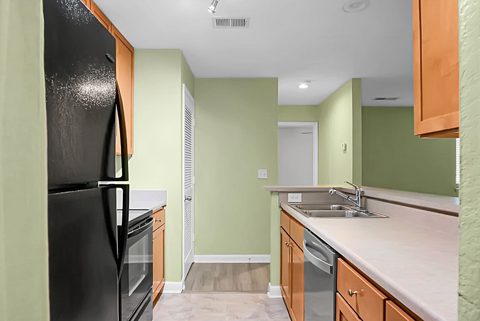 Mt Pleasant House: 278 Alexandra Dr, Unit 2