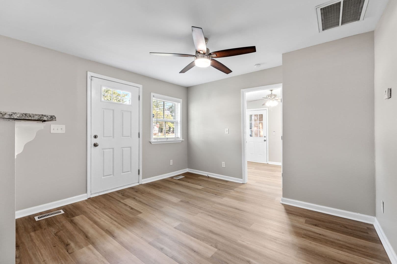 Greenville House: 4B Mims Ave