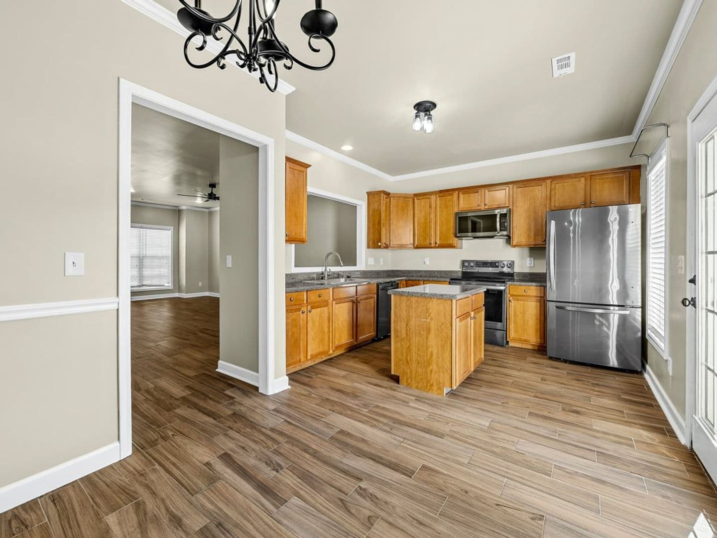 Greenville Townhome: 213 Ashby Dr