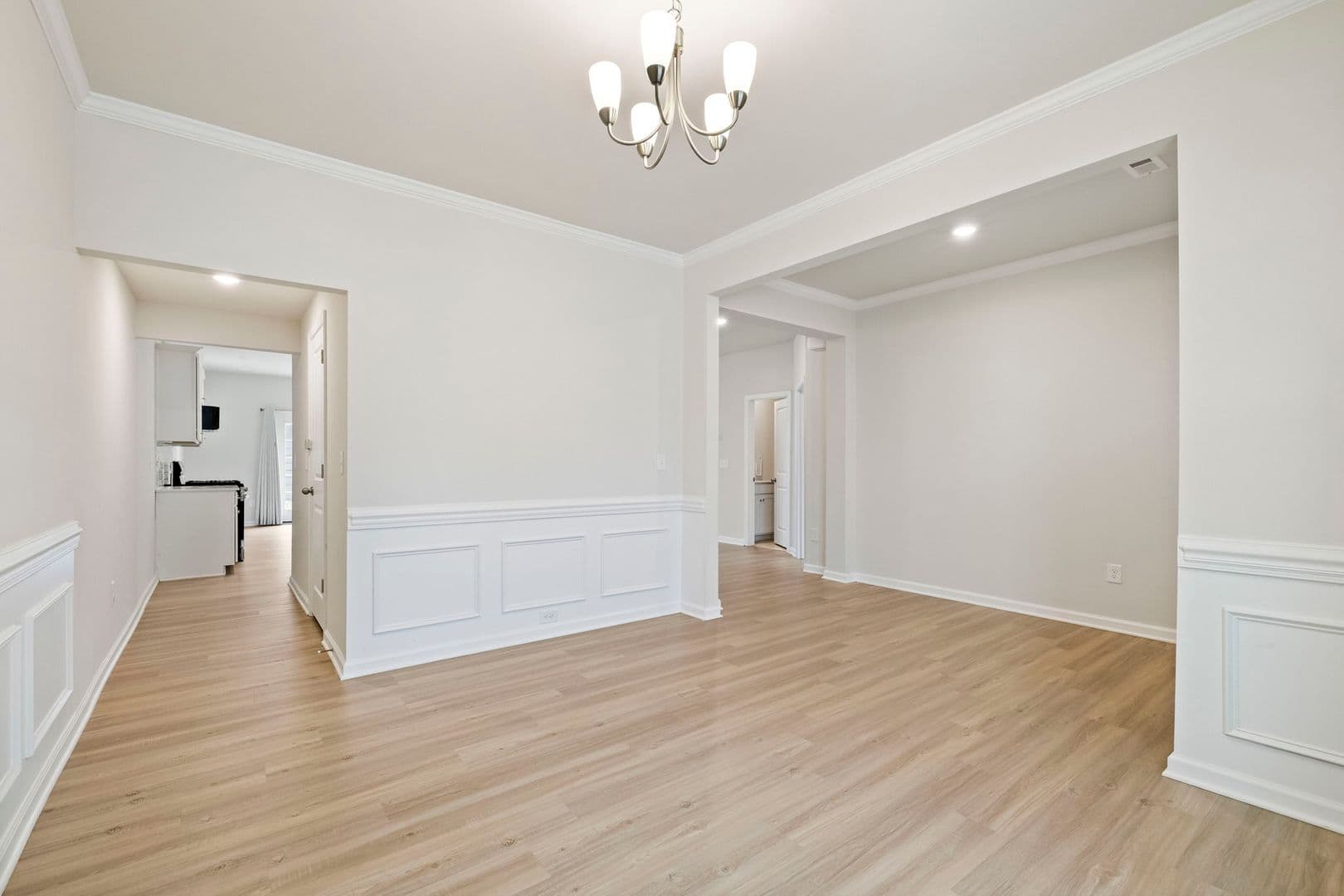 Woodruff House: 114 Magnolia St