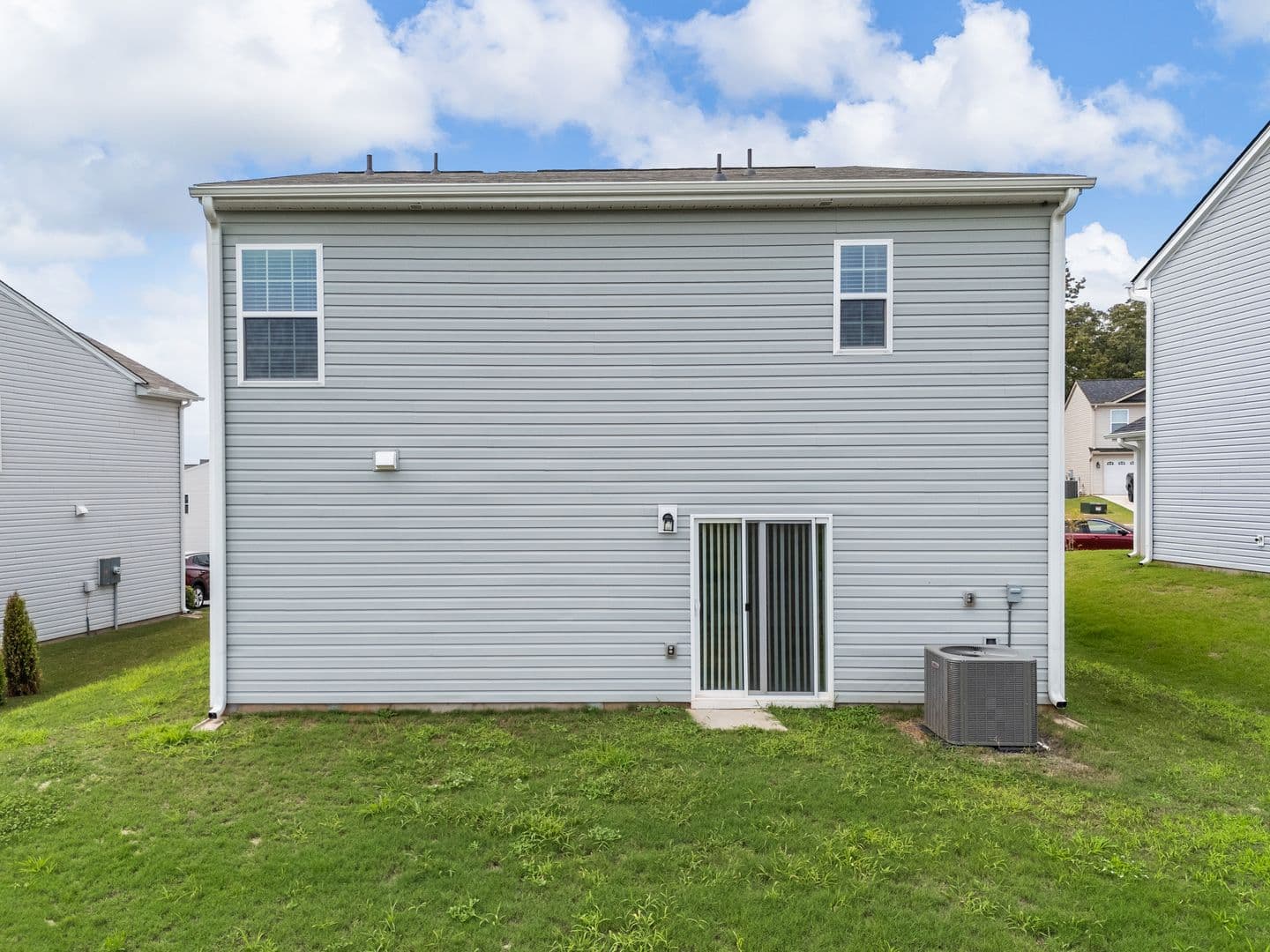 Spartanburg House: 592 Wooden Duck St