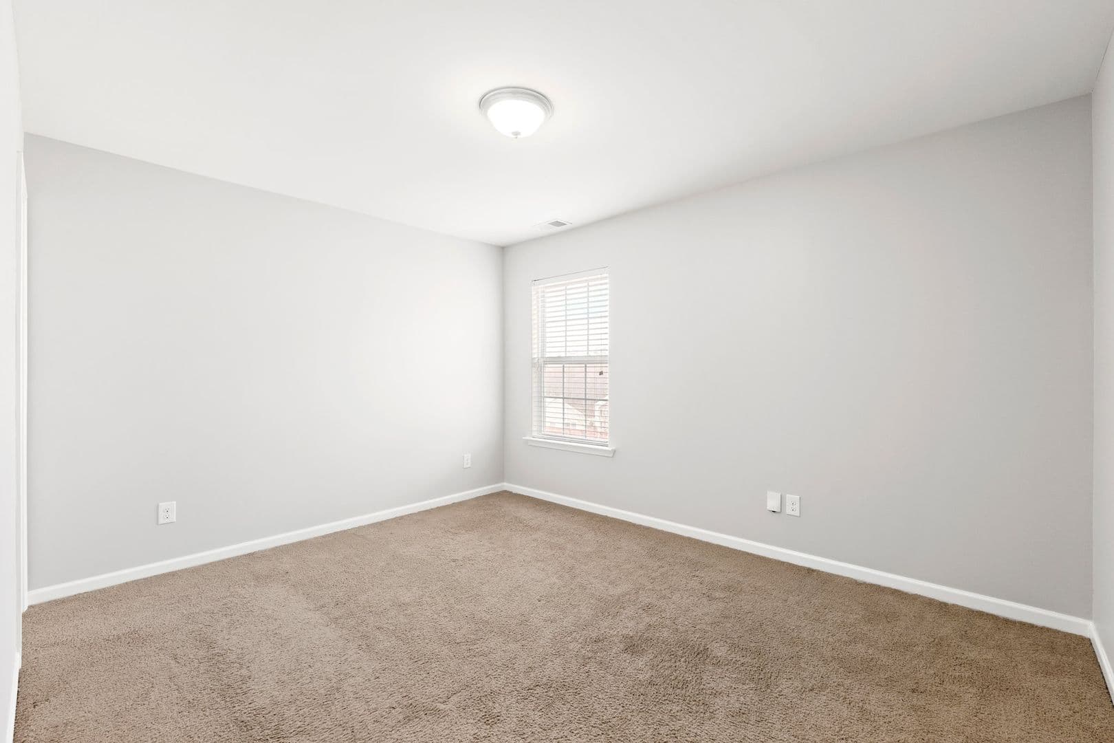 Piedmont House: 200 Willow Grove Way