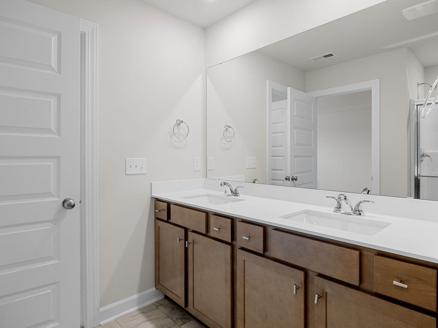 Reidville House: 1526 Yellowwood Ct