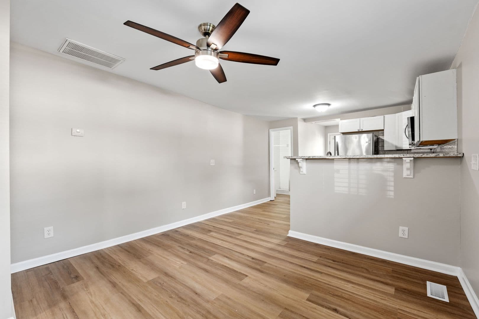 Greenville House: 4B Mims Ave