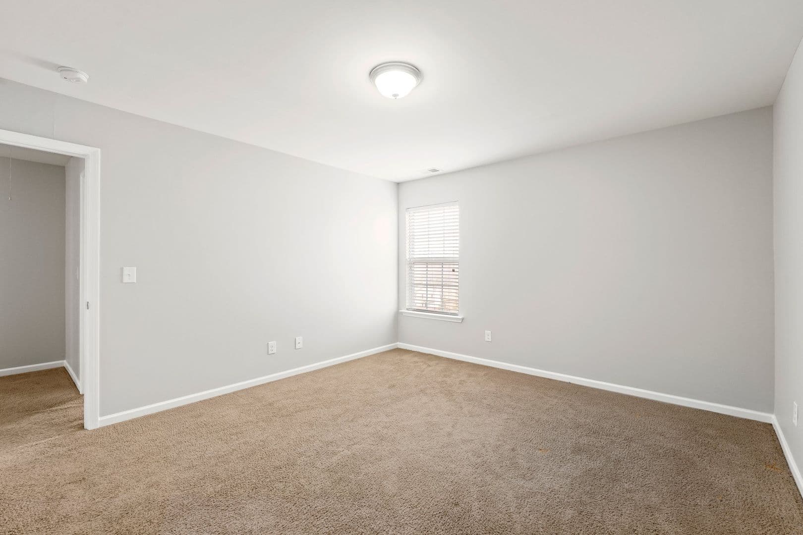 Piedmont House: 200 Willow Grove Way