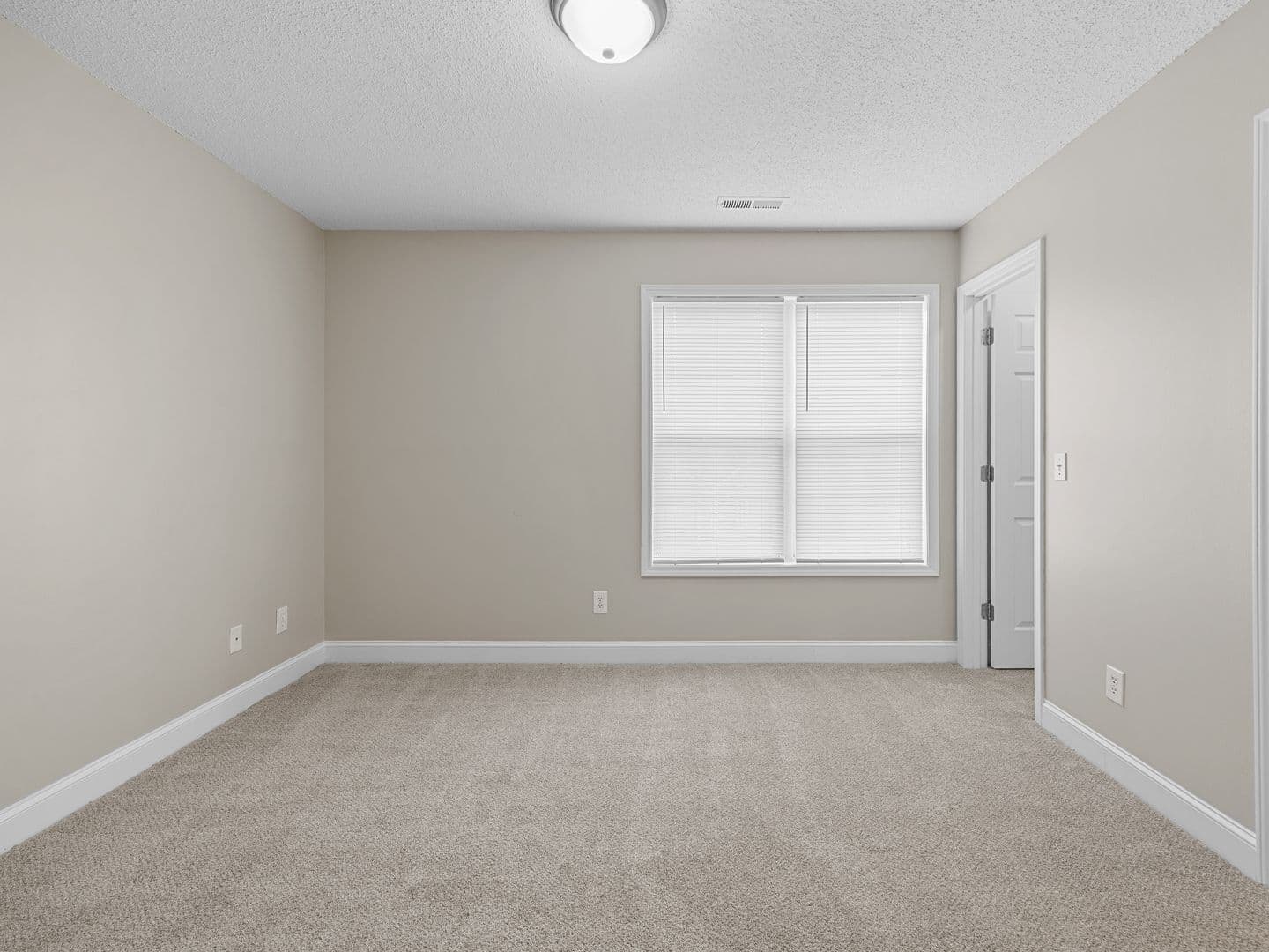 Greer Townhome: 21 Whitfield Way