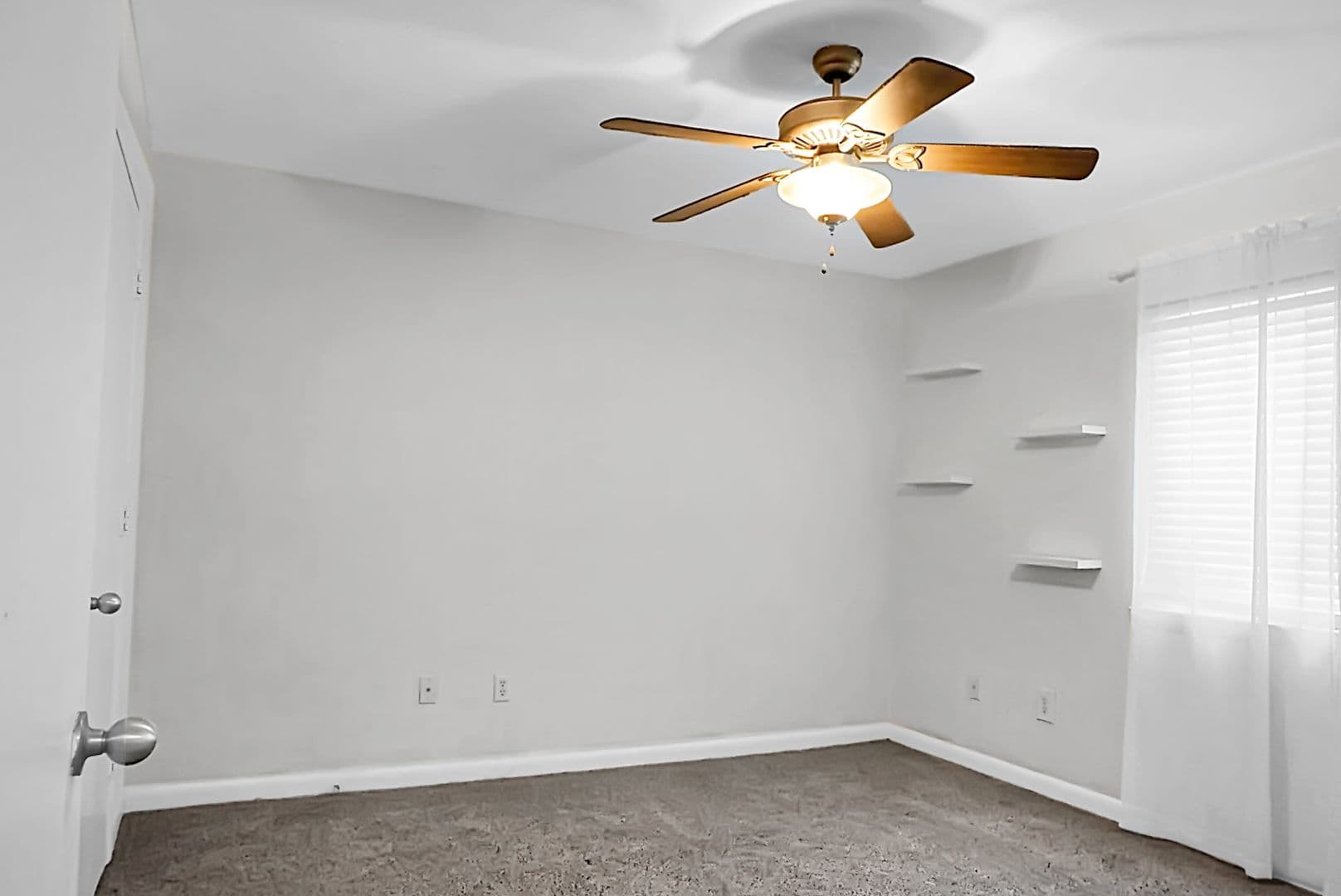 Mt Pleasant House: 278 Alexandra Dr, Unit 2