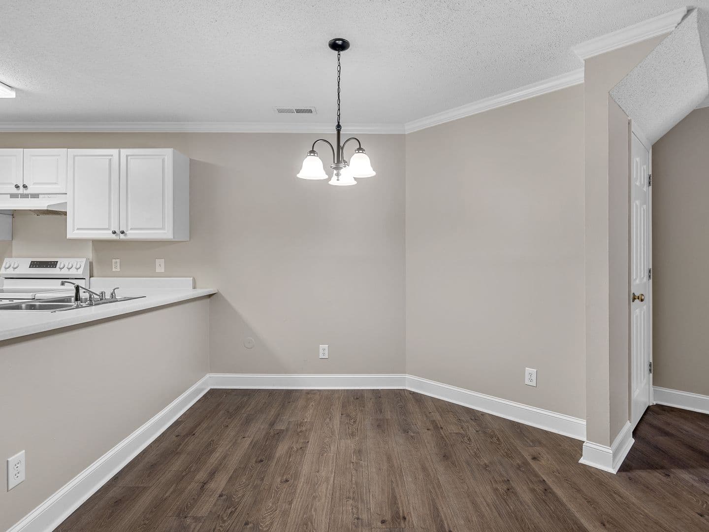 Greer Townhome: 21 Whitfield Way