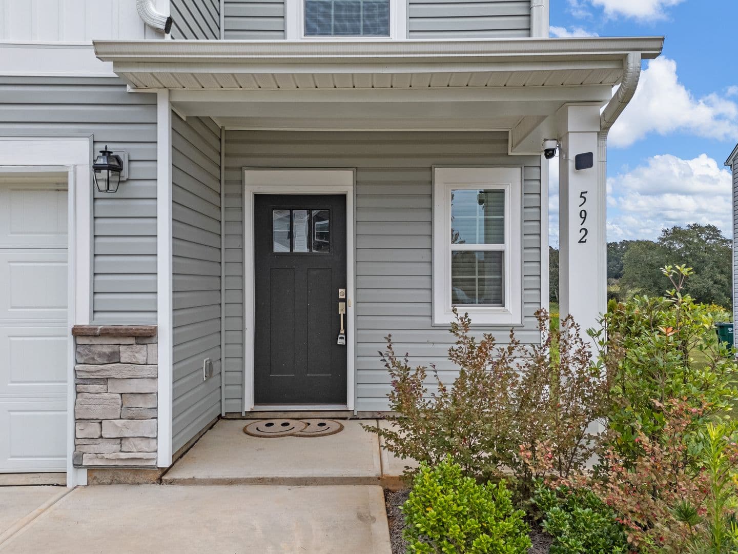 Spartanburg House: 592 Wooden Duck St