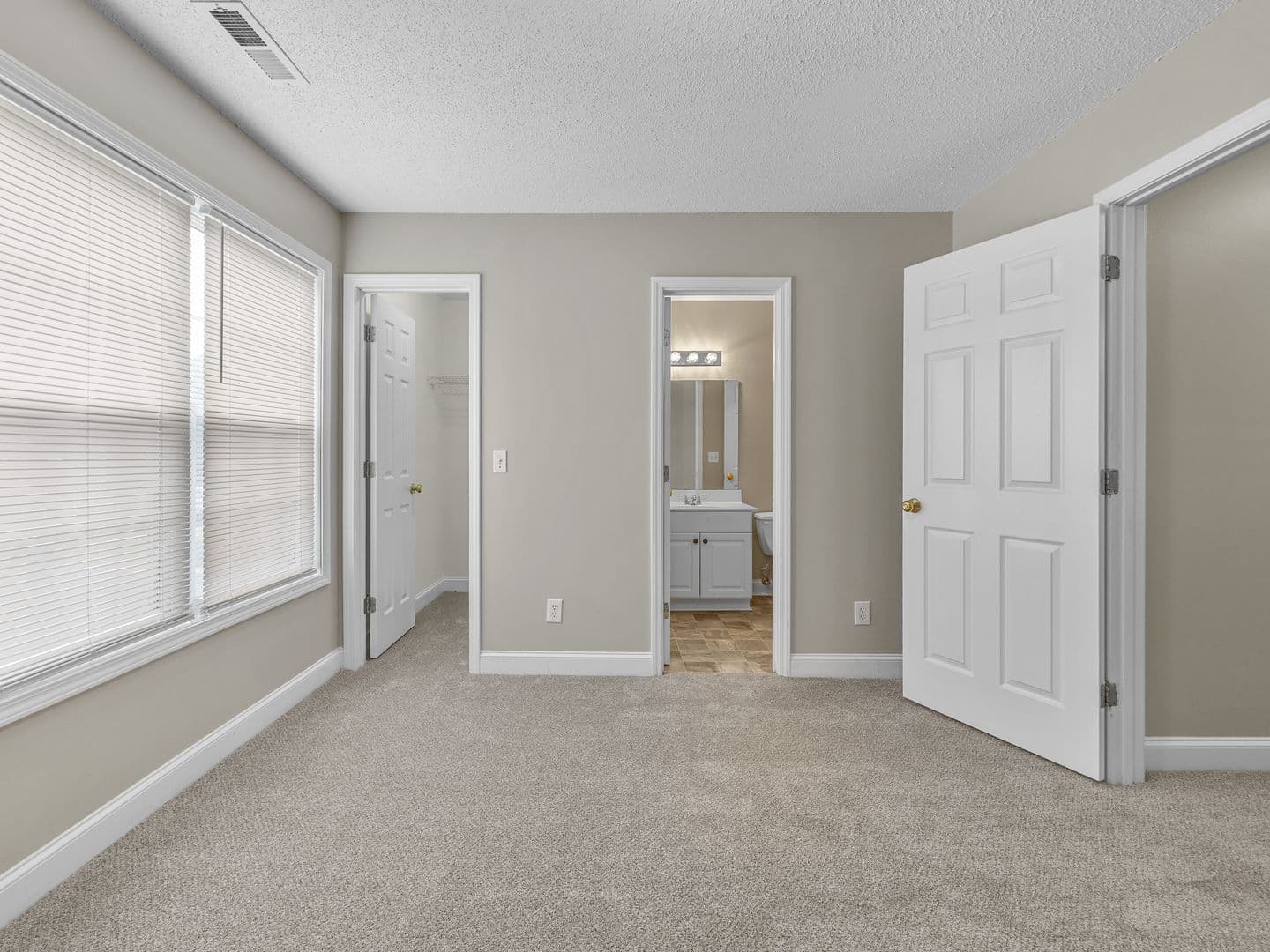 Greer Townhome: 21 Whitfield Way