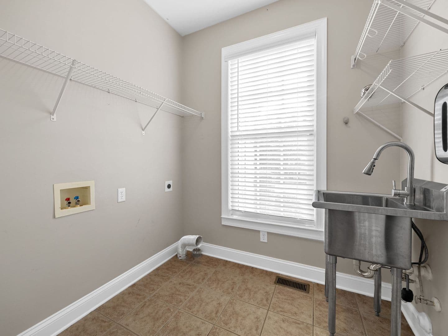 Boiling Springs House: 708 Symmetry Ct