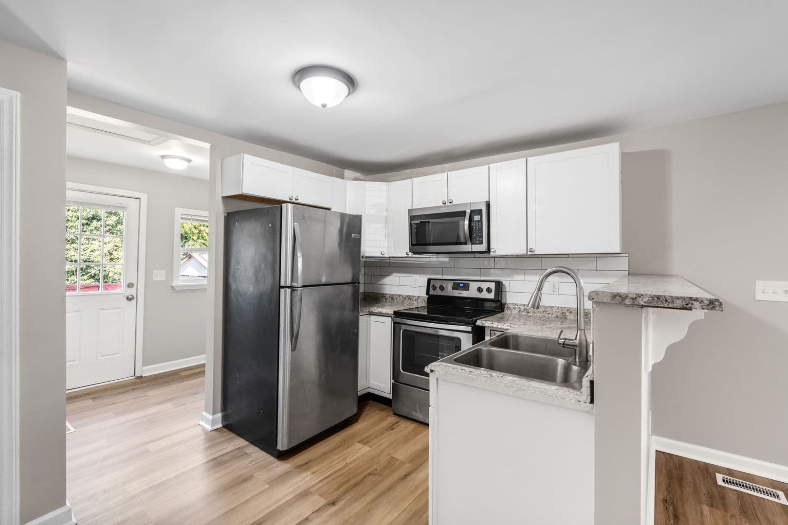 Greenville House: 4B Mims Ave