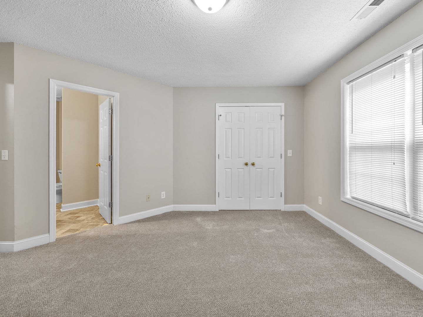 Greer Townhome: 21 Whitfield Way