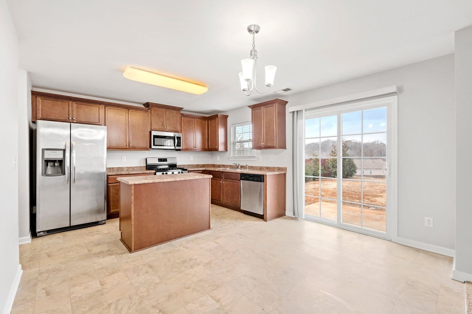 Piedmont House: 200 Willow Grove Way