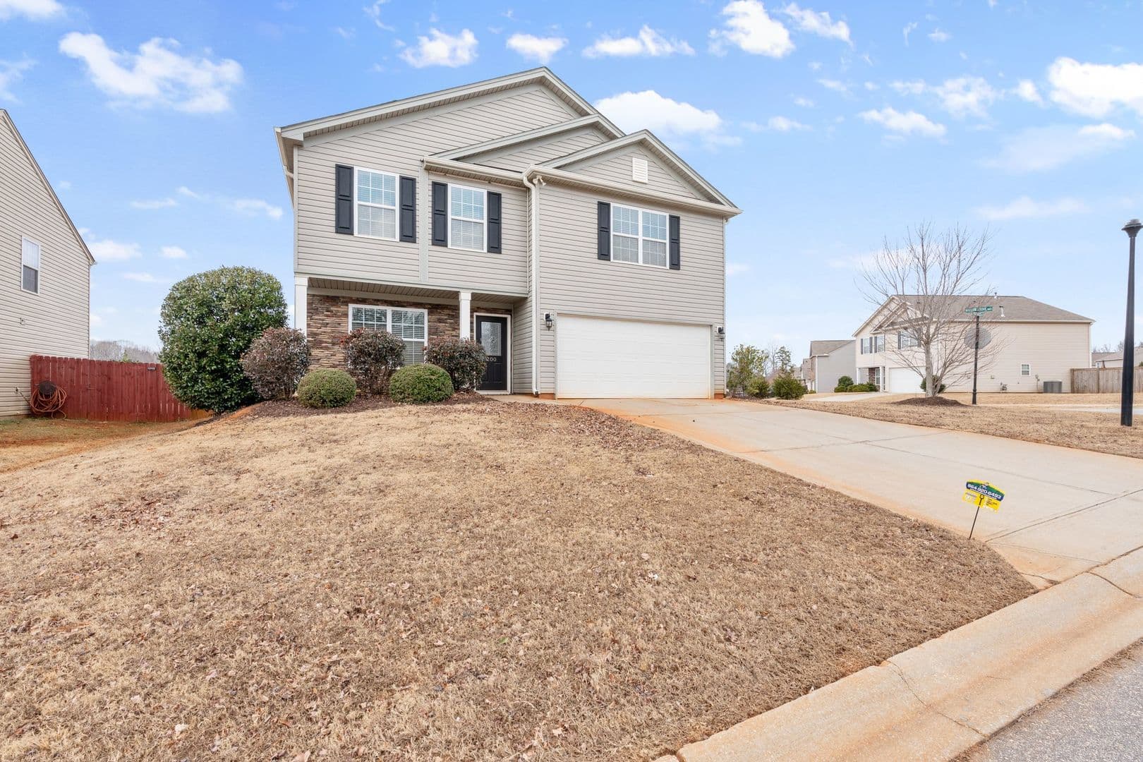 Piedmont House: 200 Willow Grove Way