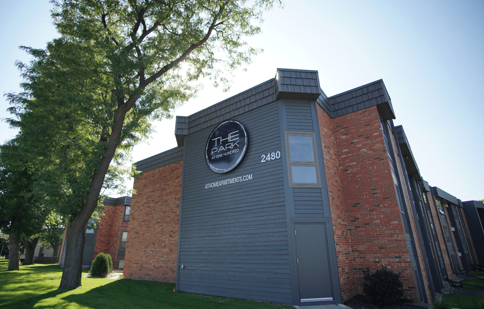 Saint Louis Park Apartment: 2480 MN-100