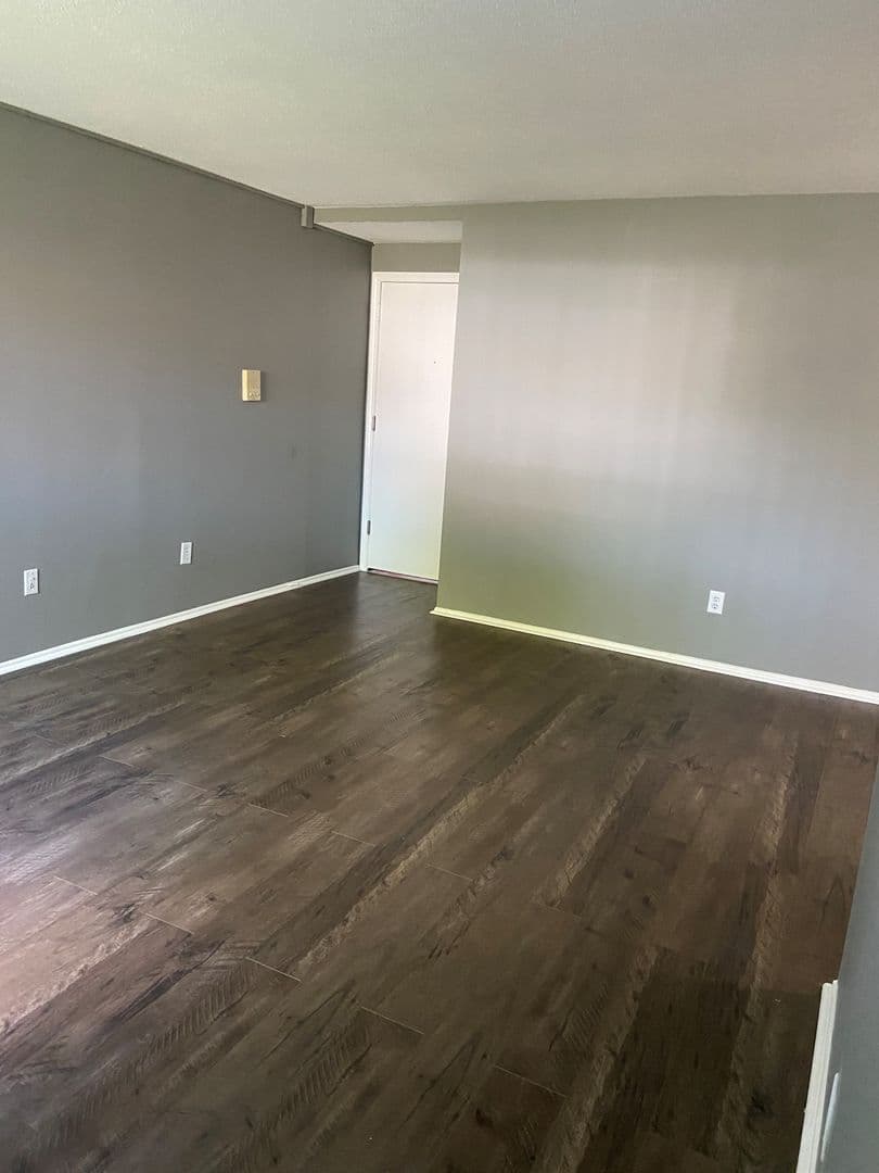 Osseo Apartment: 216 3rd Avenue SE, 217 & 225 4th Avenue SE
