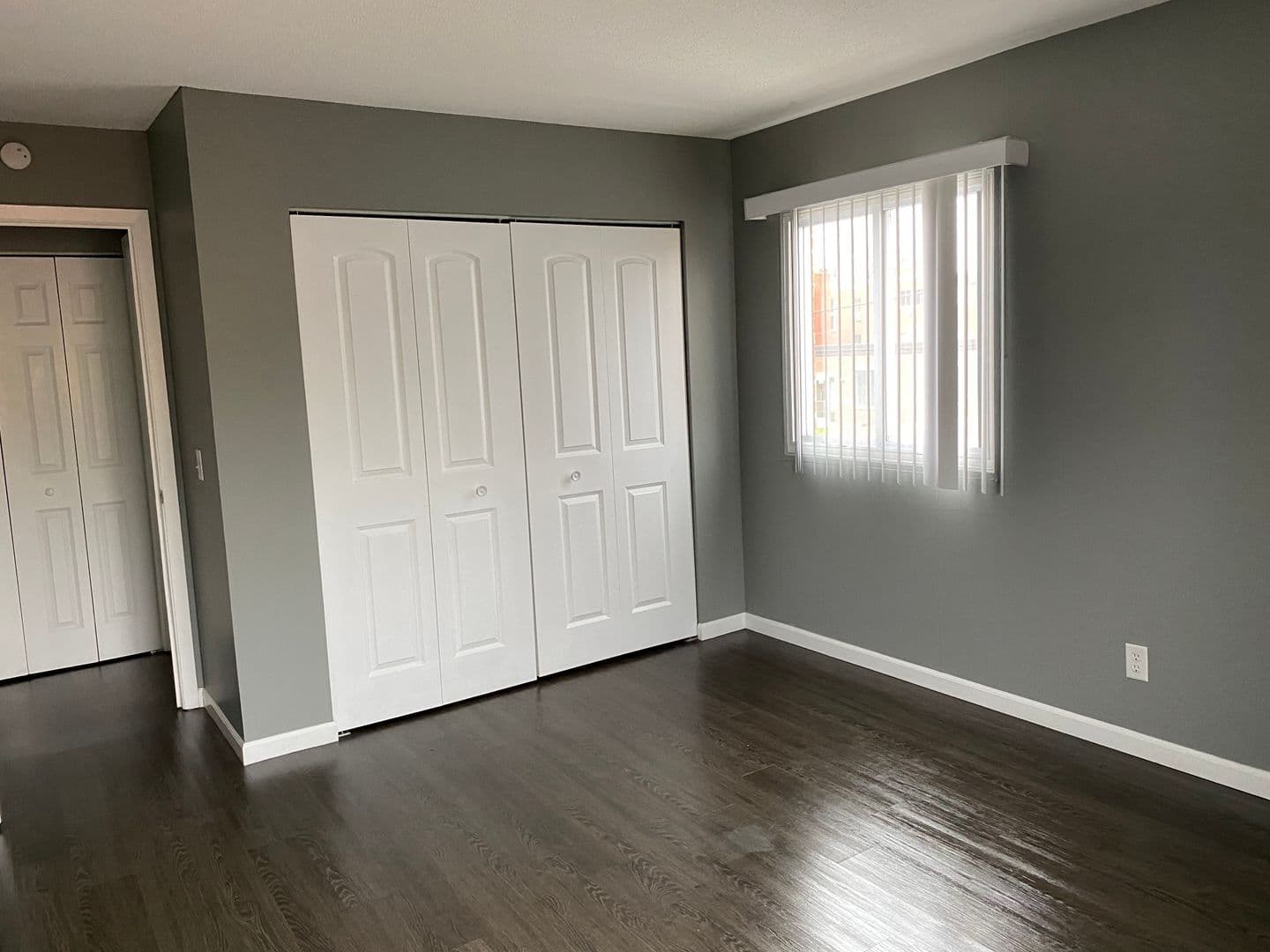 Minneapolis Apartment: 2107 21st Ave South