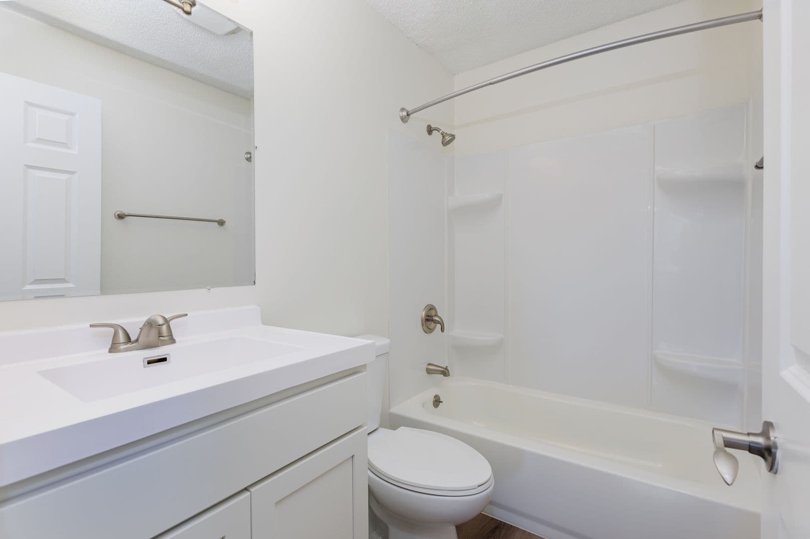 Mounds View Apartment: 2659 County Road H2