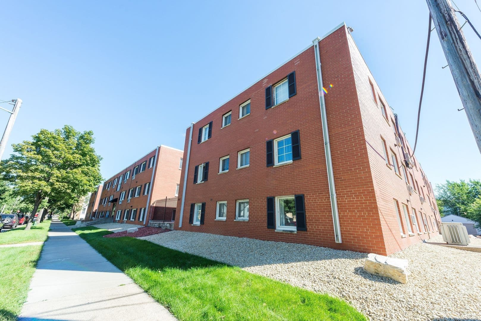 Minneapolis Apartment: 2107 21st Ave South