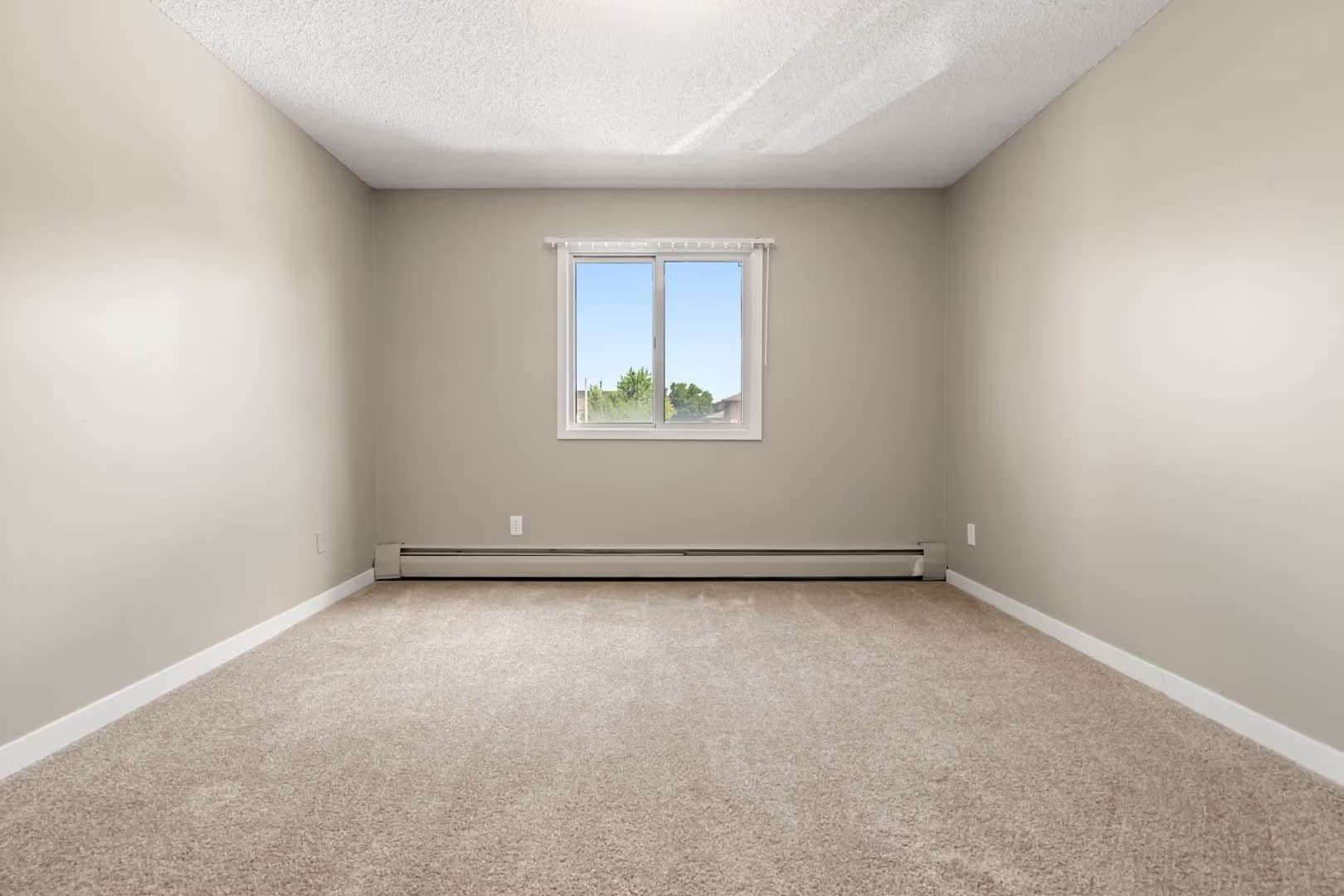 New Hope Apartment: 5555 Zealand Avenue