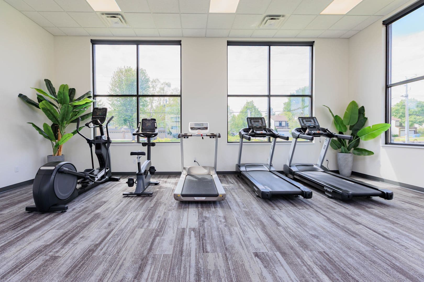 Mounds View Apartment: 2659 County Road H2