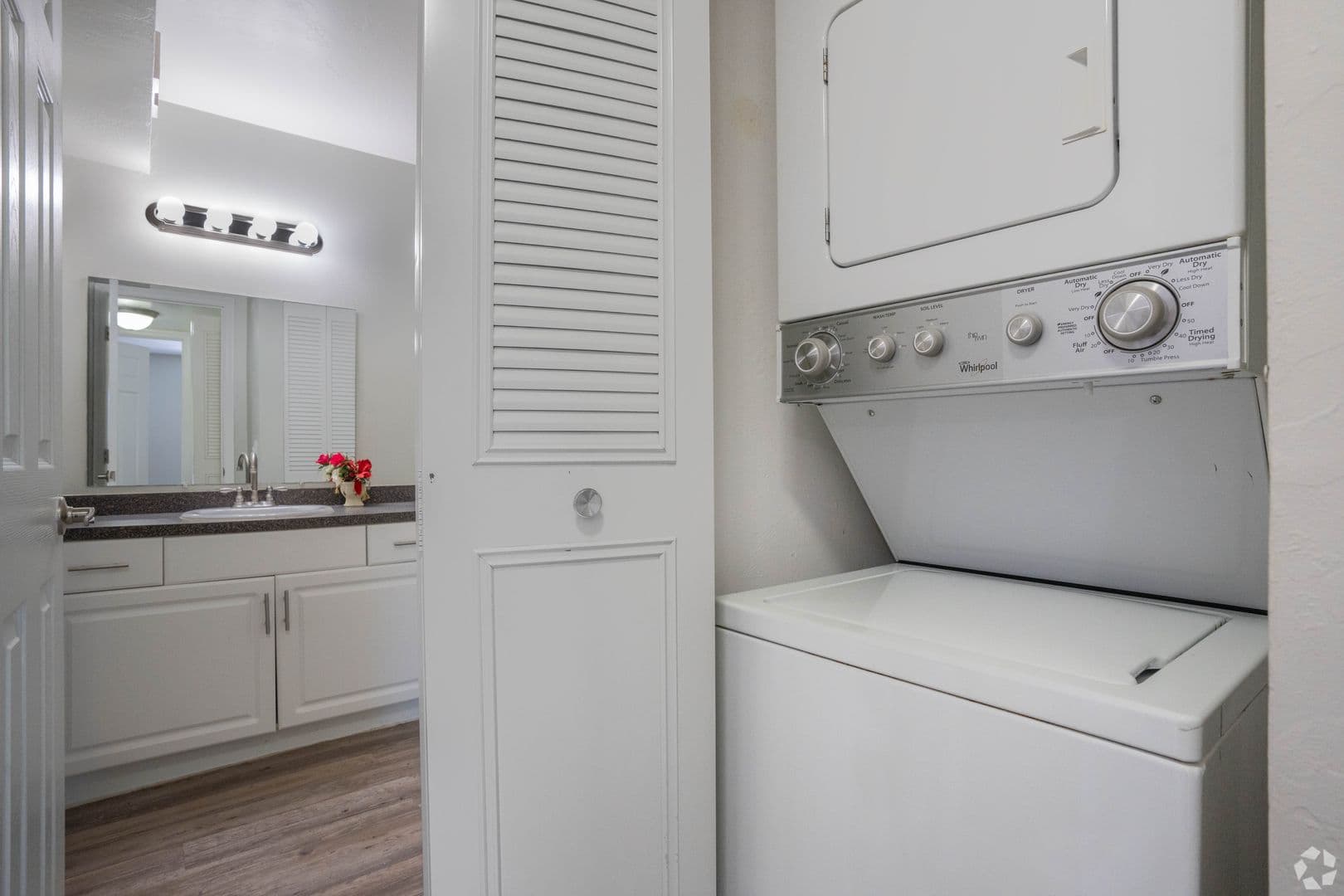 Fort Myers Apartment: 7334-7371 Pinnacle Pines Drive