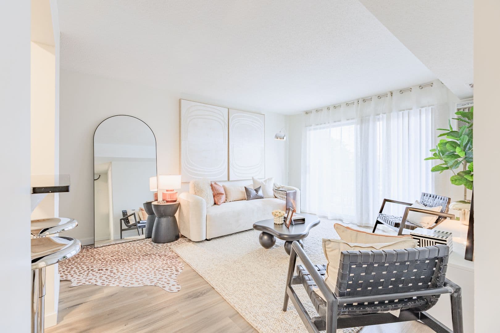 Saint Louis Park Apartment: 2524 Highway 100 S