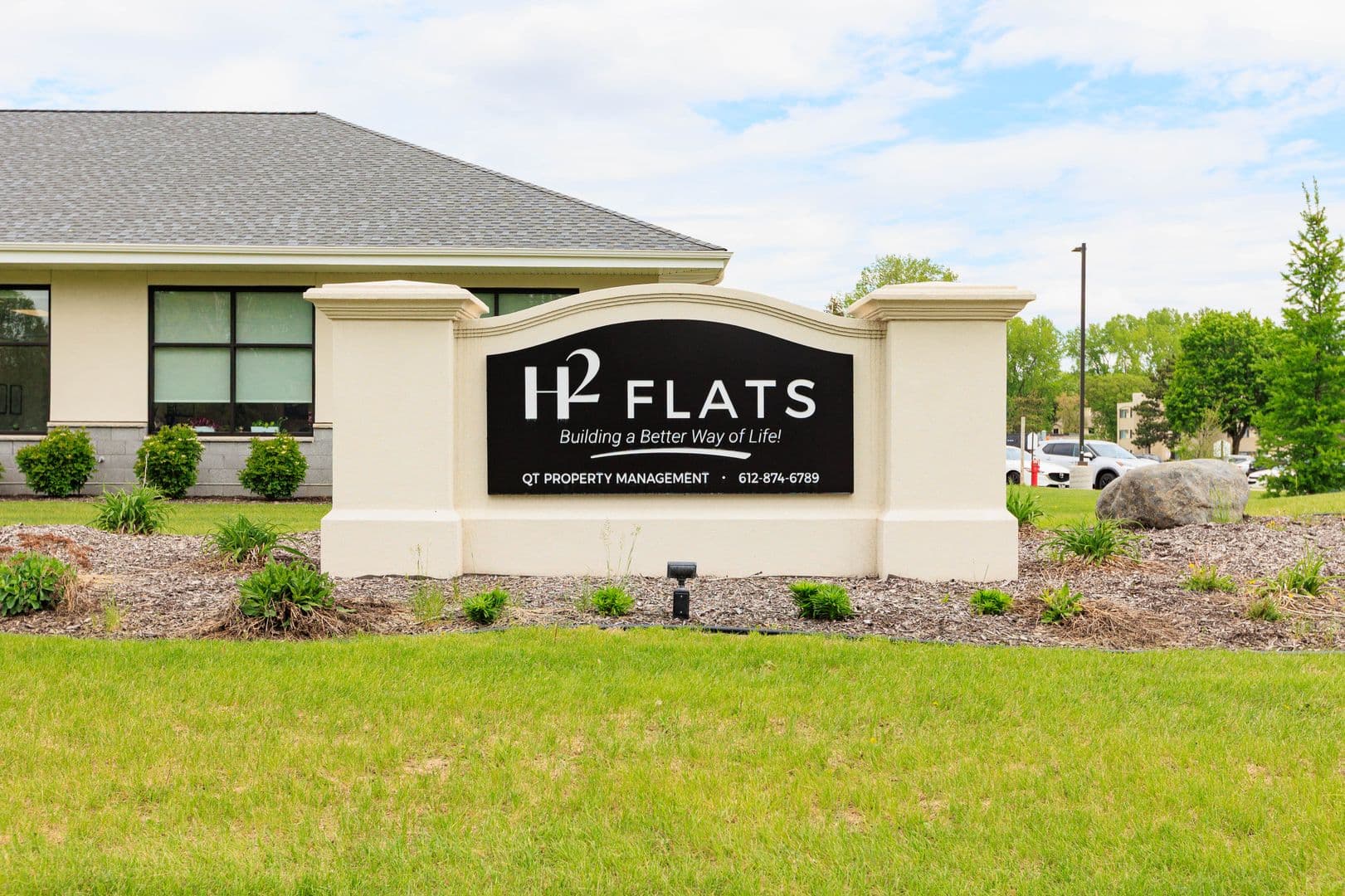 Mounds View Apartment: 2659 County Road H2