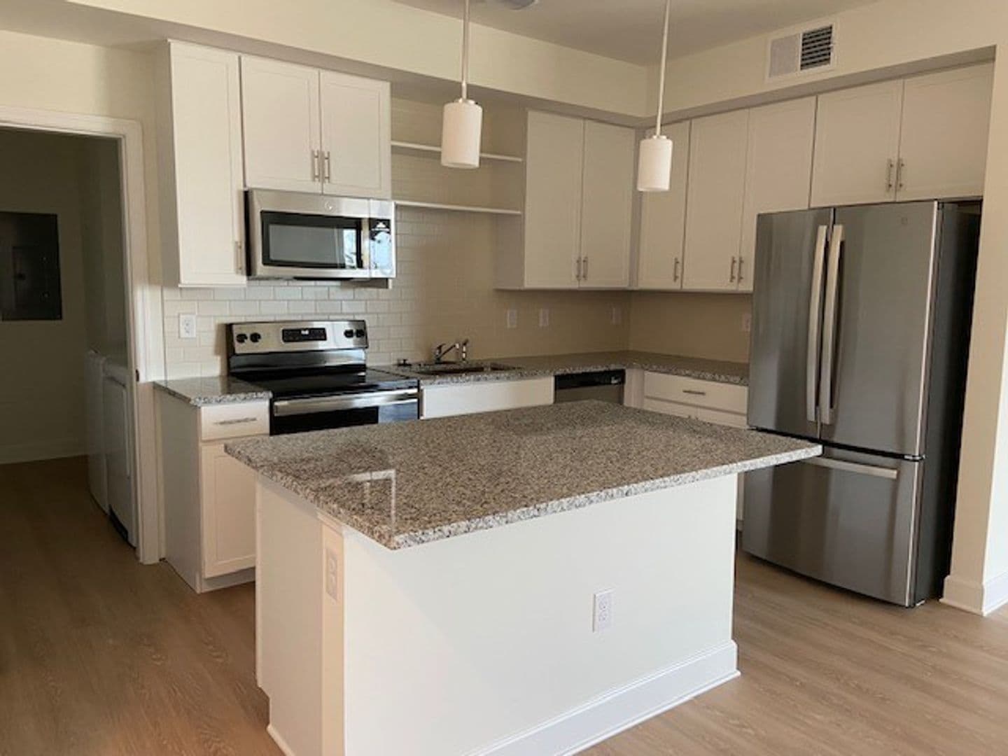 Fort Myers Apartment: 16520-16538 San Carlos Blvd