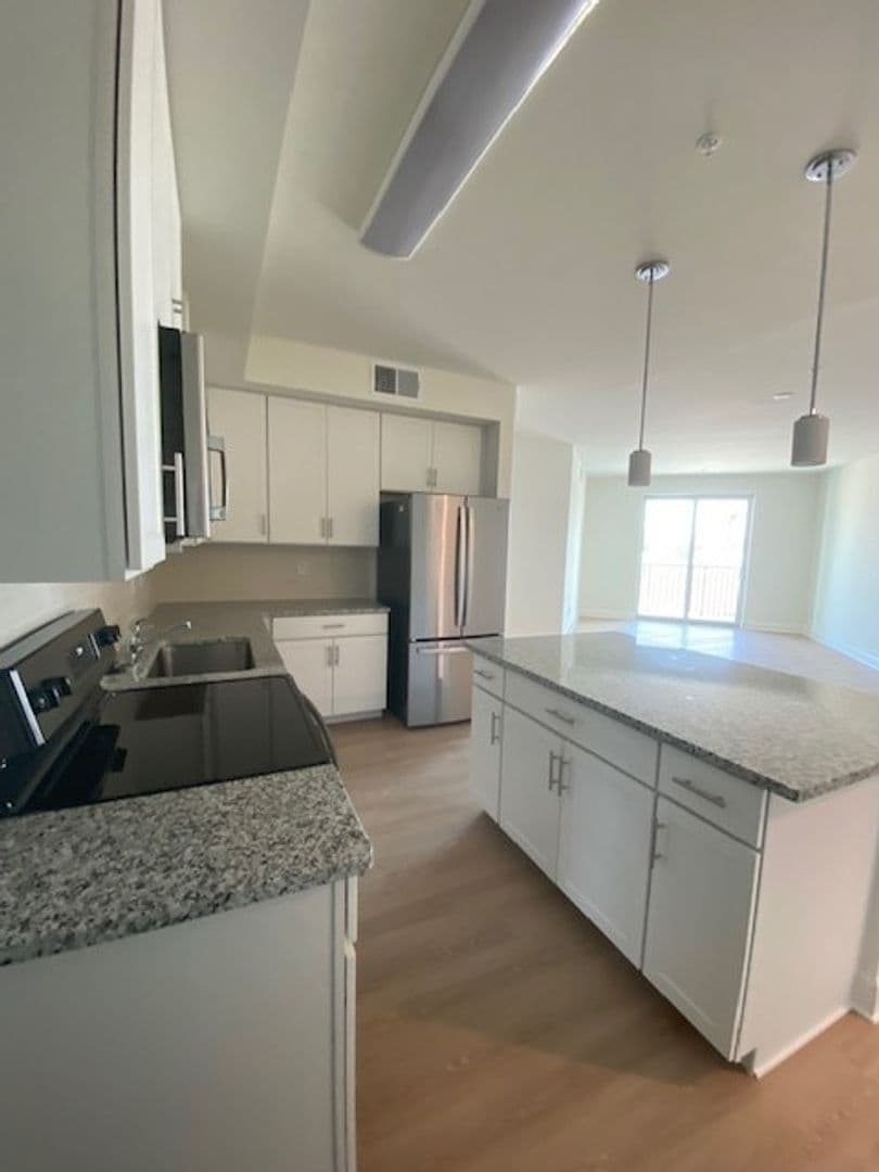 Fort Myers Apartment: 16520-16538 San Carlos Blvd