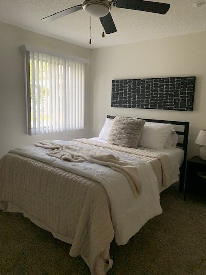 Mounds View Apartment: Leasing Office Address: