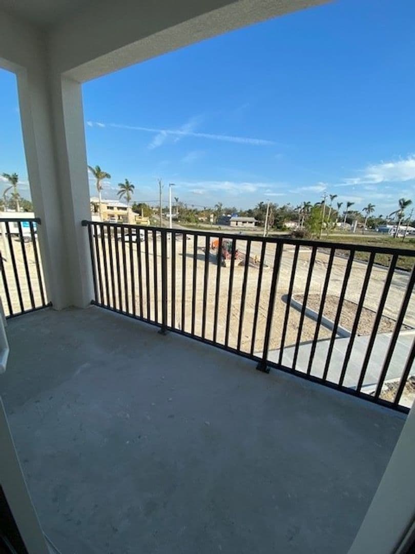 Fort Myers Apartment: 16520-16538 San Carlos Blvd