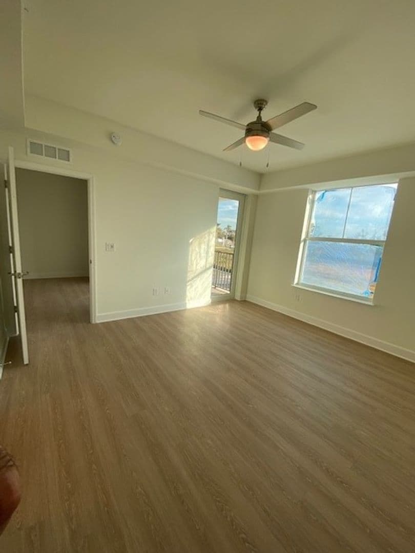 Fort Myers Apartment: 16520-16538 San Carlos Blvd