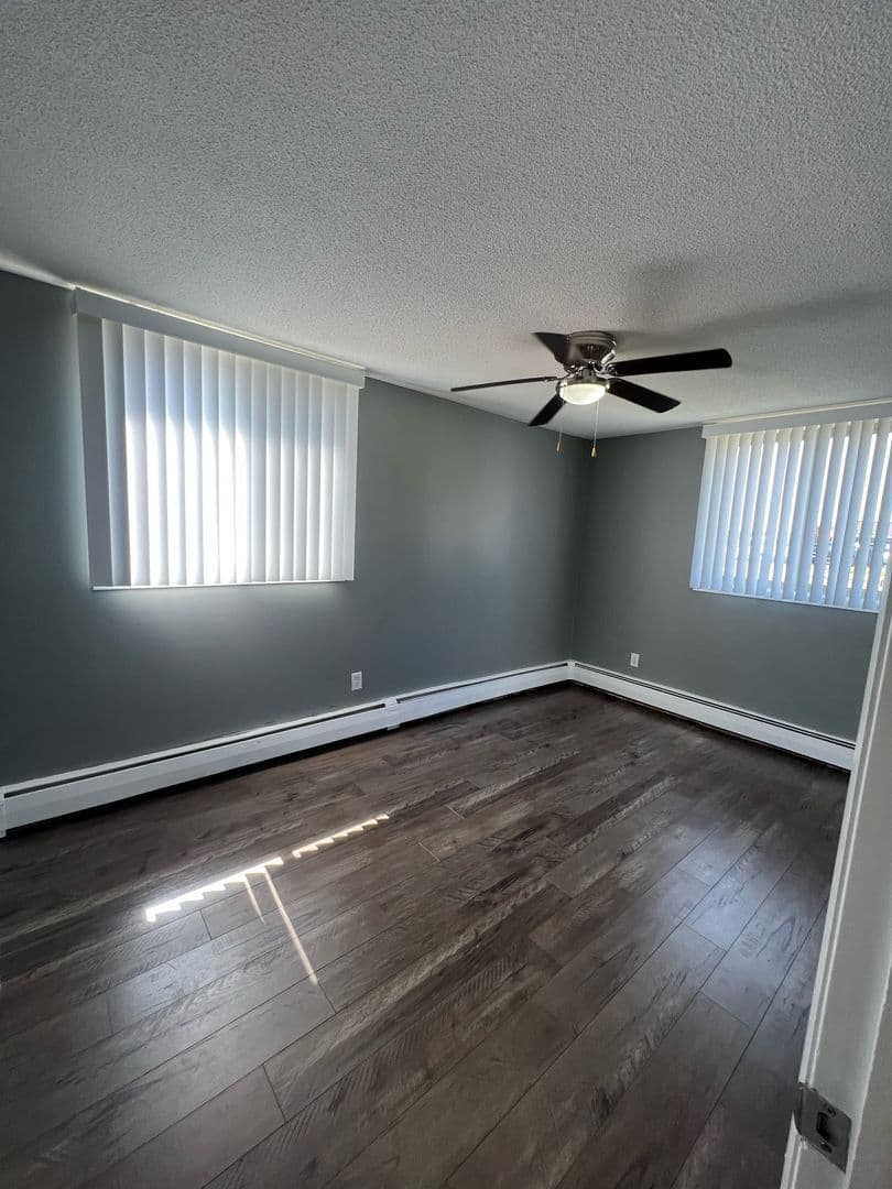 Osseo Apartment: 216 3rd Avenue SE, 217 & 225 4th Avenue SE