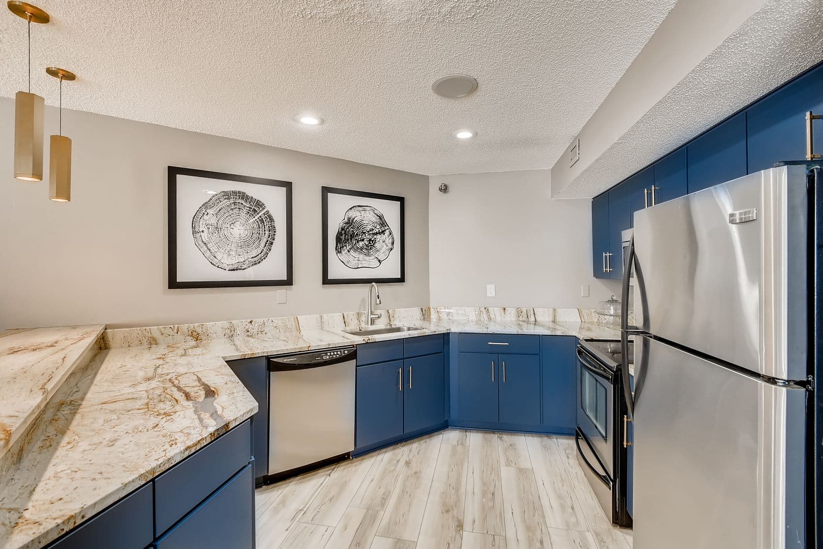 Saint Louis Park Apartment: 7450 Highway 7