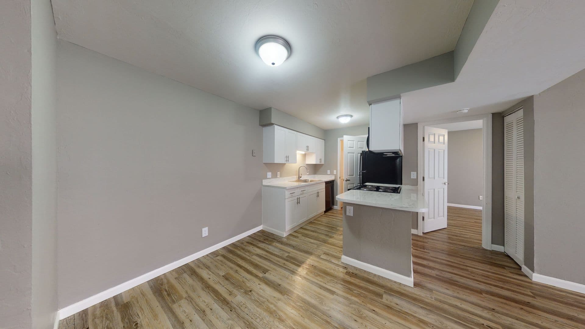 Fort Myers Apartment: 7131 Pinnacle Drive