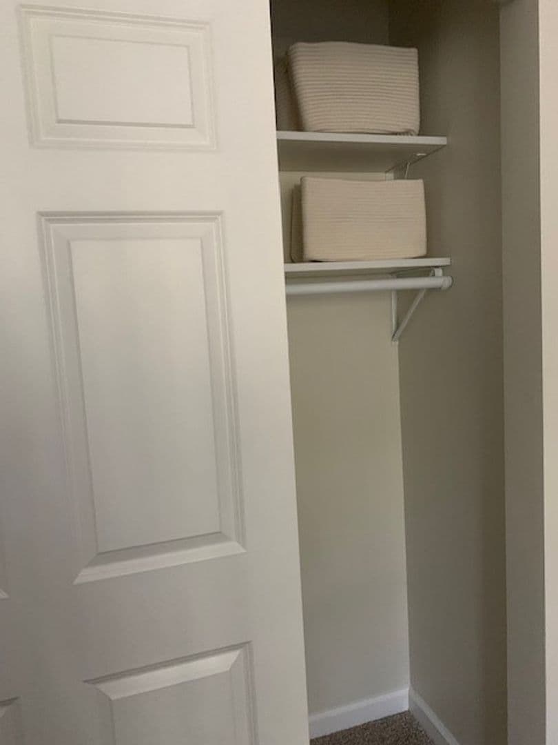 Mounds View Apartment: Leasing Office Address: