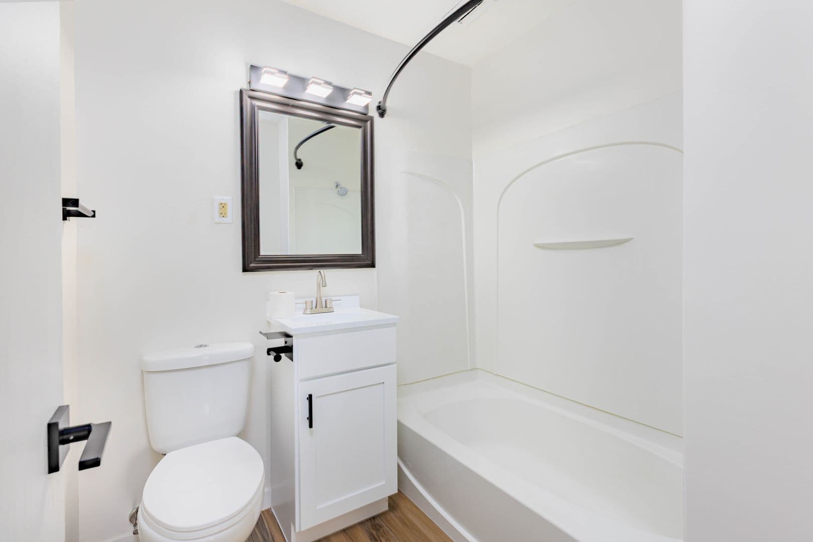 Saint Louis Park Apartment: 2524 Highway 100 S