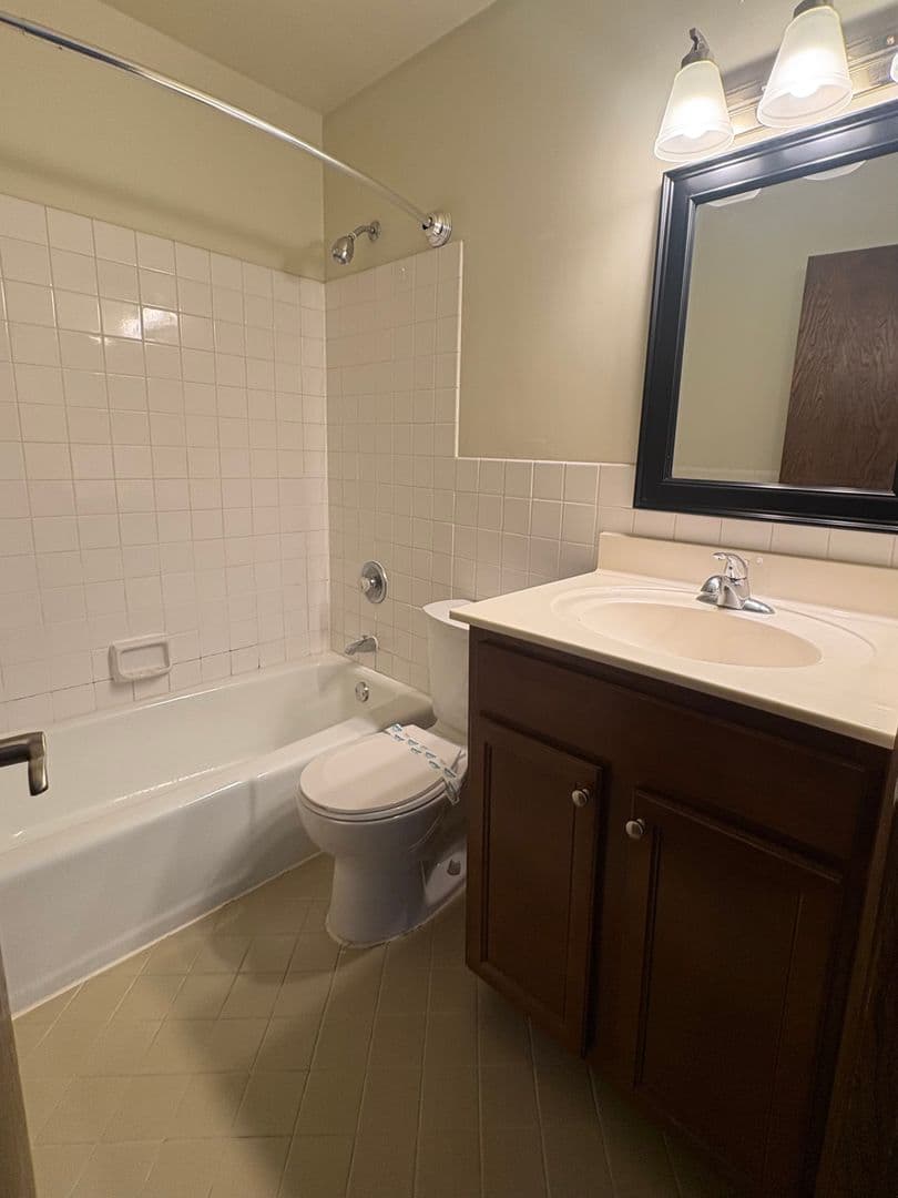 Saint Louis Park Apartment: 2480 MN-100