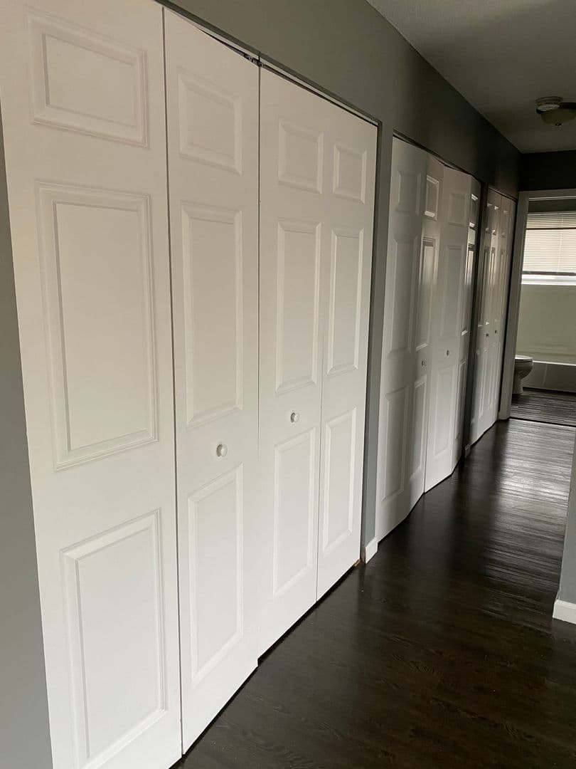 Minneapolis Apartment: 2107 21st Ave South