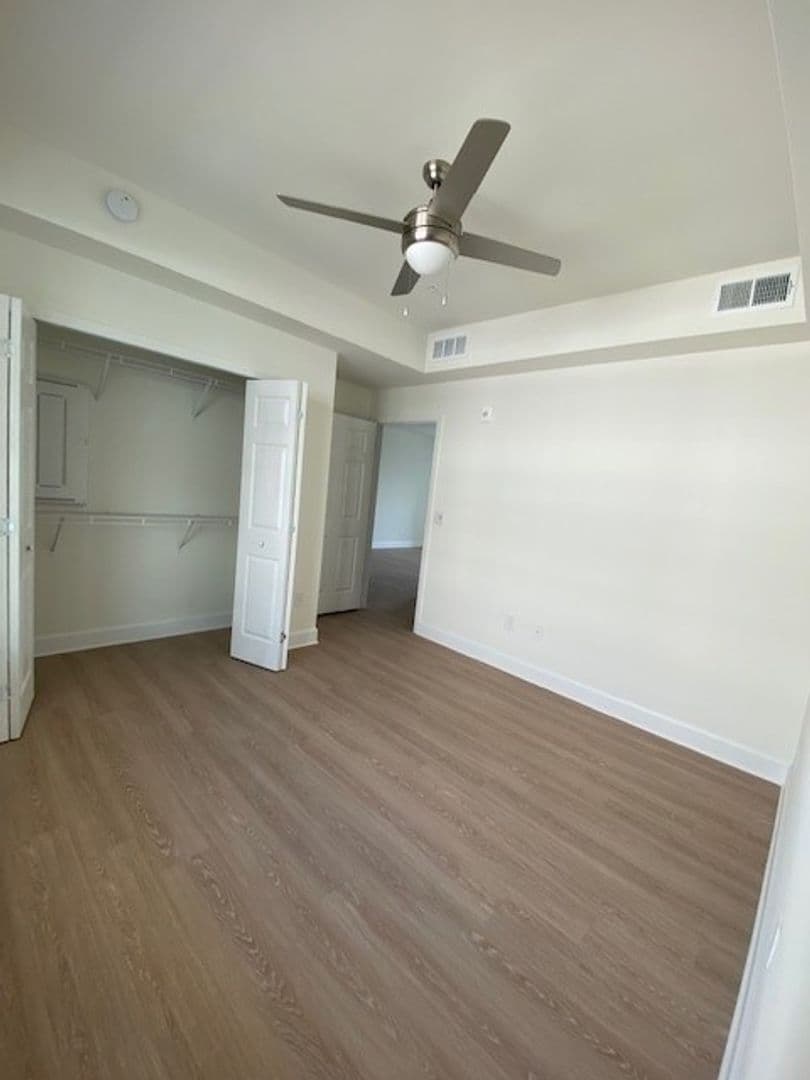 Fort Myers Apartment: 16520-16538 San Carlos Blvd