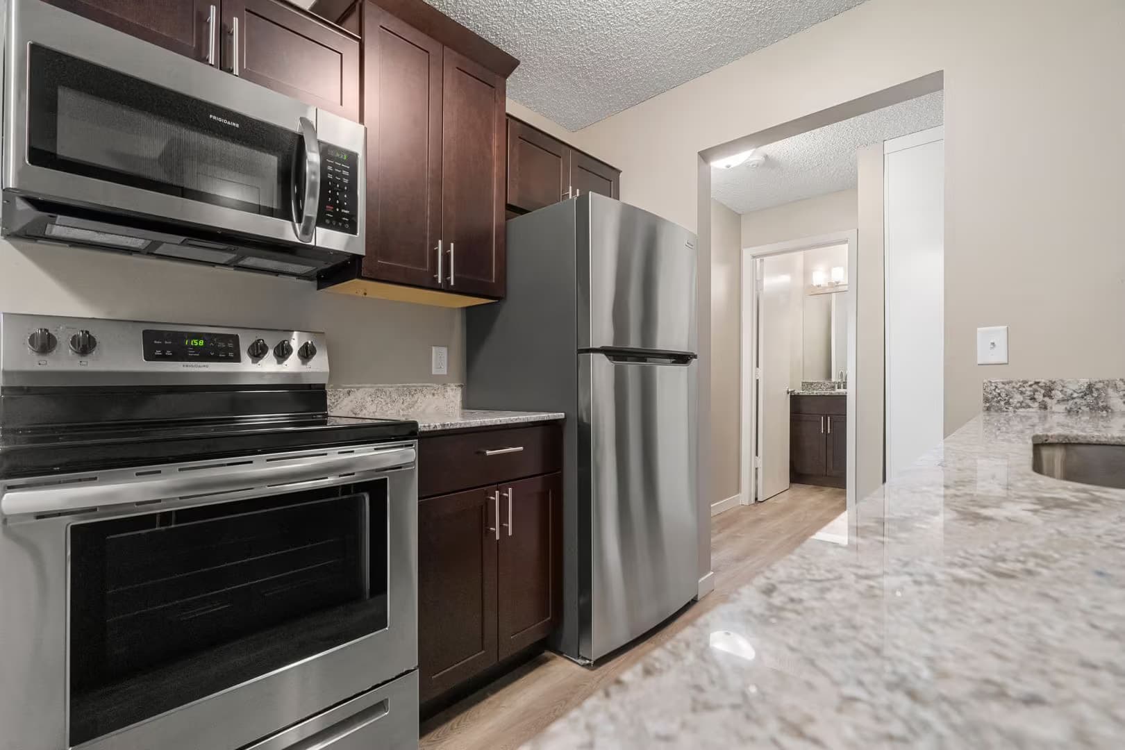 New Hope Apartment: 5555 Zealand Avenue