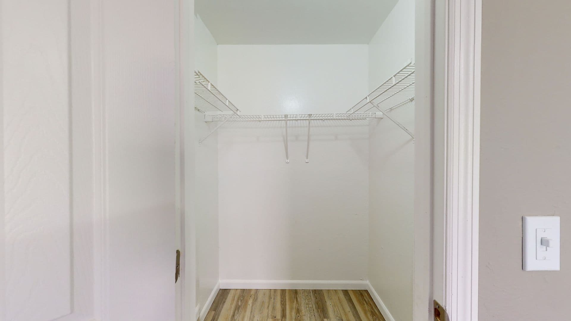 Fort Myers Apartment: 7334-7371 Pinnacle Pines Drive