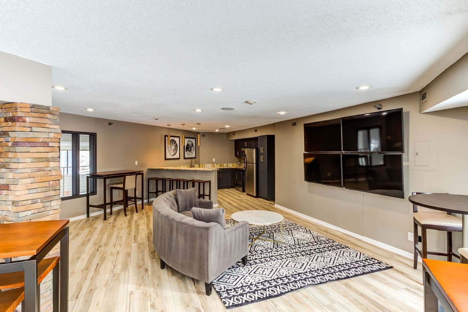 Saint Louis Park Apartment: 7450 Highway 7