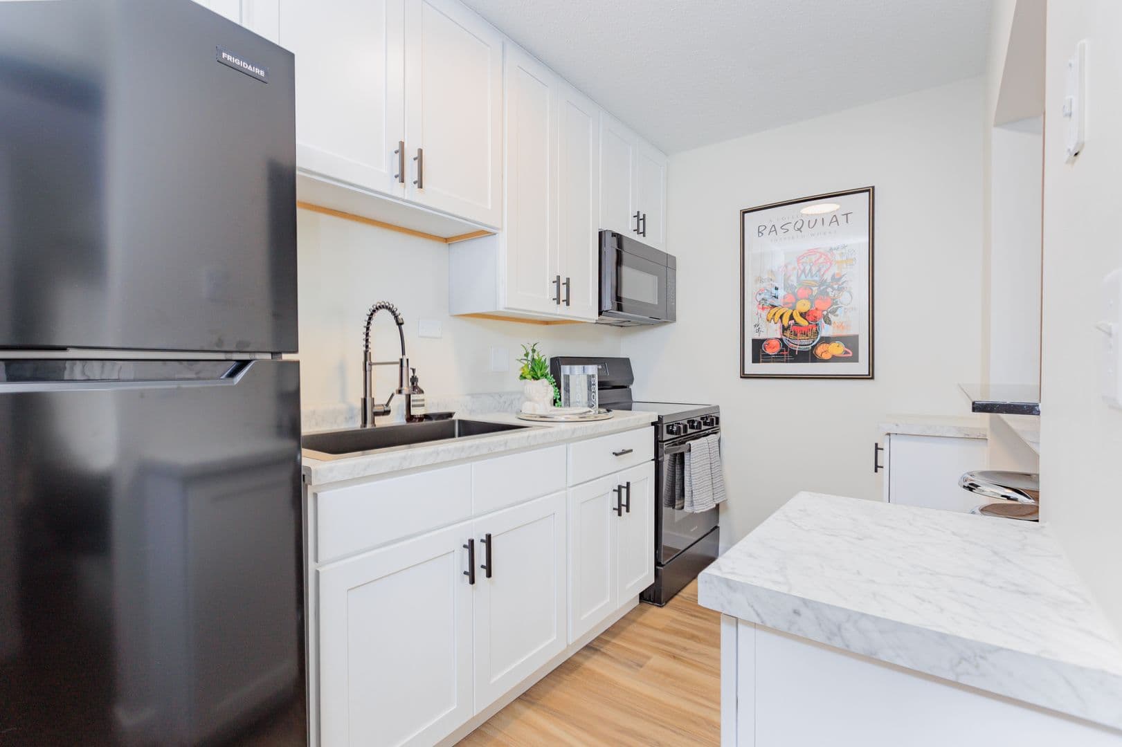 Saint Louis Park Apartment: 2524 Highway 100 S